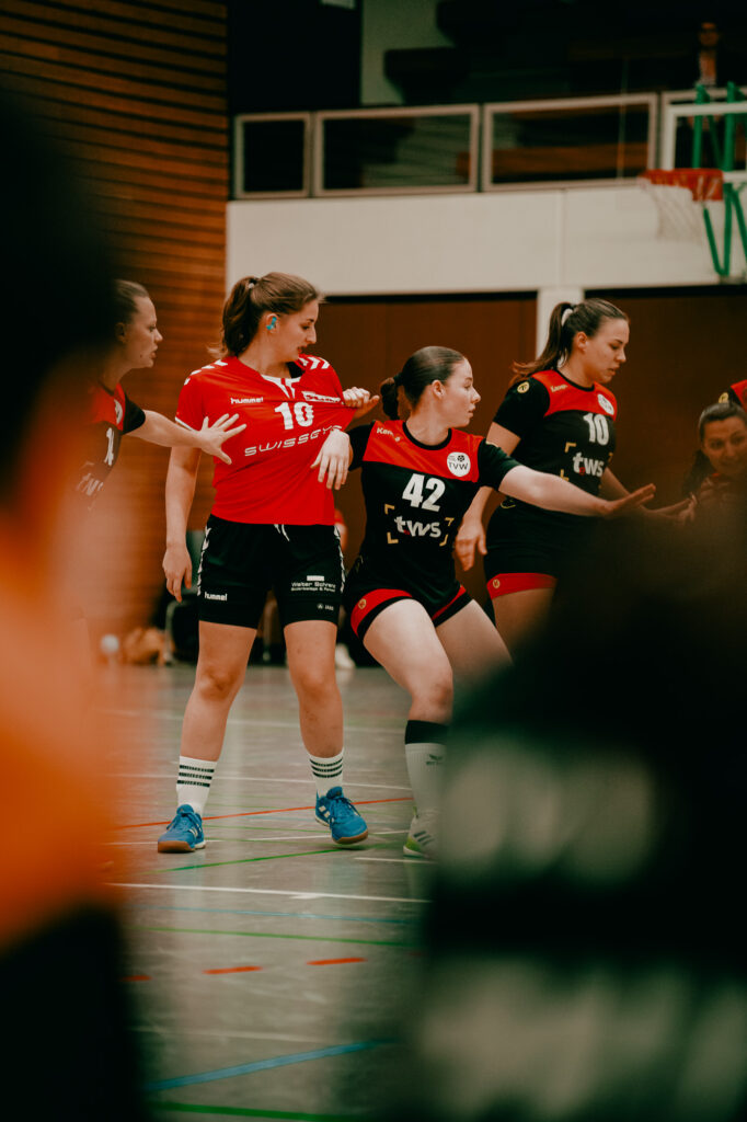 Damen 1 vs. Vogt